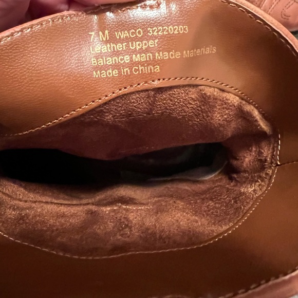 Western style shirt boot size 7 tan leather - Picture 3 of 3